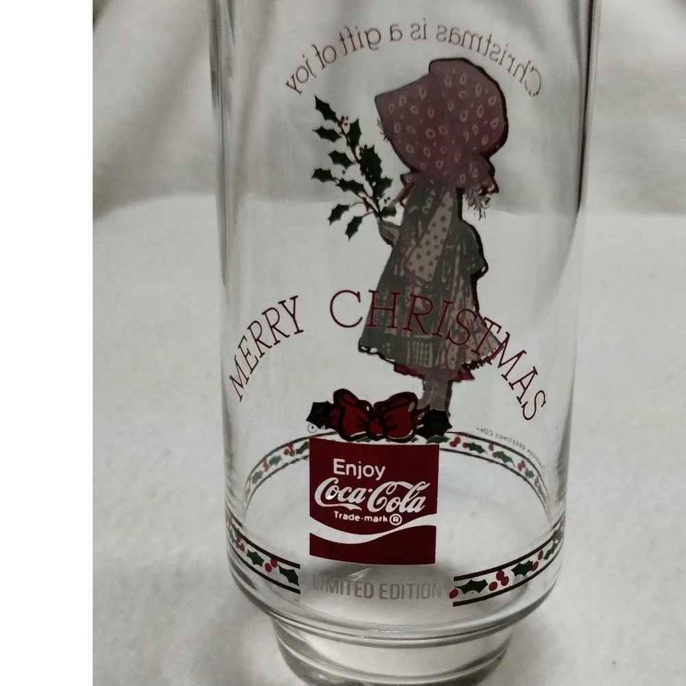 Set of‎ 2 Holly Hobbie Coca-Cola Christmas Glasses 1970s Vintage Limited Edition